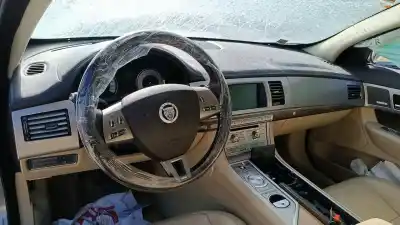 Здавання транспортного засобу jaguar xf 3.0 v6 diesel cat року 2010 потужний 306dt