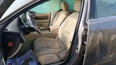 Здавання транспортного засобу jaguar xf 3.0 v6 diesel cat року 2010 потужний 306dt