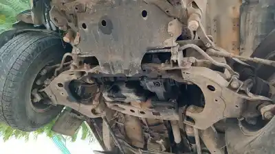 Veicolo di demolizione nissan pick-up (d22) king cab 4x4 dell'anno 2001 alimentato td25ti