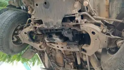 Veicolo di demolizione nissan pick-up (d22) king cab 4x4 dell'anno 2001 alimentato td25ti