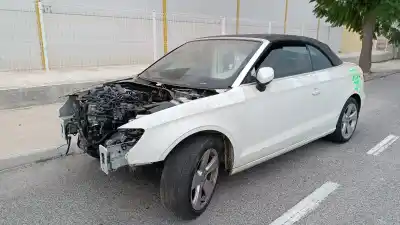 Veículo de Sucata audi a3 cabrio (8ve) basic quattro do ano 2001 alimentado crk