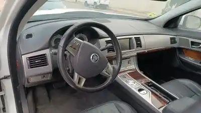 Scrapping Vehicle jaguar xf 3.0 v6 diesel cat of the year 2011 powered 306dt