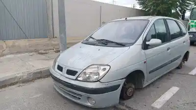 Здавання транспортного засобу renault scenic (ja..) 1.9 dti diesel 80 cv / 59 kw року 2001 потужний f9q q7