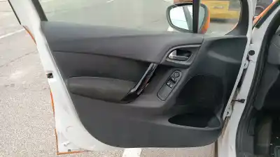 Veículo de Sucata citroen c3 attraction do ano 2001 alimentado 8hw