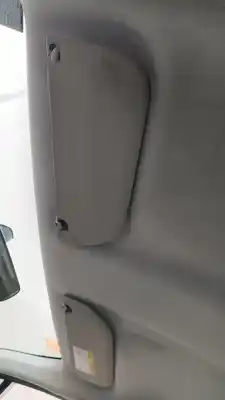 Veículo de Sucata citroen c3 attraction do ano 2001 alimentado 8hw