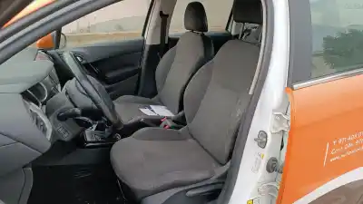 Veículo de Sucata citroen c3 attraction do ano 2001 alimentado 8hw