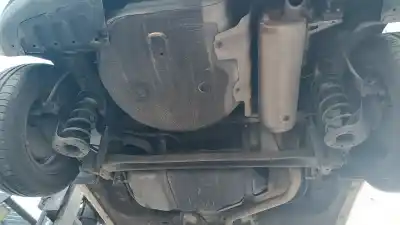 Sloopvoertuig kia rio drive van het jaar 2001 aangedreven d4fc