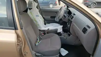 Veículo de Sucata kia rio ipanema berlina do ano 2005 alimentado a3d