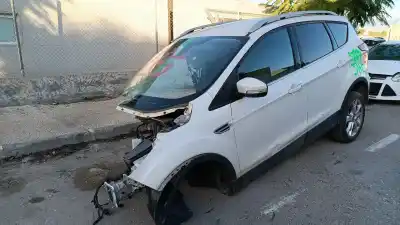 Scrapping Vehicle ford kuga (cbs) titanium of the year 2001 powered 