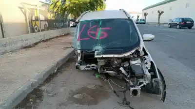 Scrapping Vehicle ford kuga (cbs) titanium of the year 2001 powered 