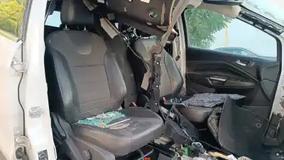 Scrapping Vehicle ford kuga (cbs) titanium of the year 2001 powered 