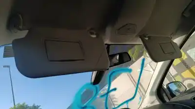 Vehicul casat ford focus lim. ambiente al anului 2001 alimentat 