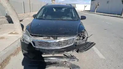 Veículo de Sucata kia ceed (ed) (2006->) 1.6 concept [1.6 ltr. - 66 kw crdi cat] do ano 2014 alimentado d4fbw