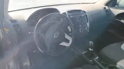 Veículo de Sucata kia ceed (ed) (2006->) 1.6 concept [1.6 ltr. - 66 kw crdi cat] do ano 2014 alimentado d4fbw