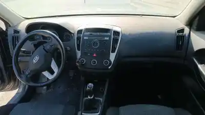 Veículo de Sucata kia ceed (ed) (2006->) 1.6 concept [1.6 ltr. - 66 kw crdi cat] do ano 2014 alimentado d4fbw