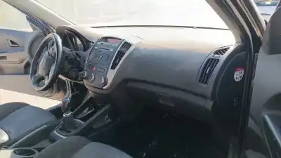 Veículo de Sucata kia ceed (ed) (2006->) 1.6 concept [1.6 ltr. - 66 kw crdi cat] do ano 2014 alimentado d4fbw