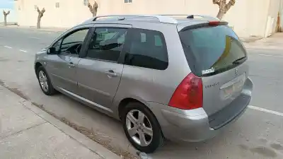 Véhicule à la ferraille PEUGEOT 307 BREAK / SW (S1) BREAK XS de l'année 2005 alimenté 9HY