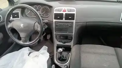 Veículo de Sucata peugeot 307 break / sw (s1) break xs do ano 2005 alimentado 9hy