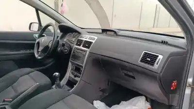 Veículo de Sucata peugeot 307 break / sw (s1) break xs do ano 2005 alimentado 9hy