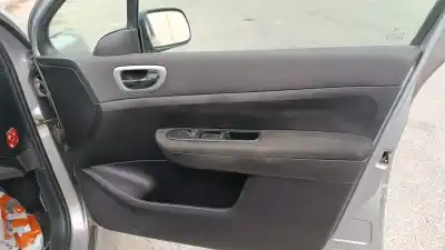 Veículo de Sucata peugeot 307 break / sw (s1) break xs do ano 2005 alimentado 9hy