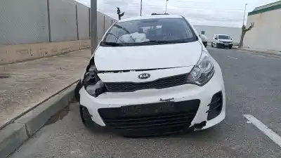 Veicolo di demolizione kia rio basic dell'anno 2001 alimentato d3fa