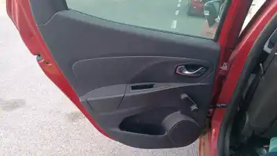 Veicolo di demolizione renault clio iv (bh_) 0.9 tce 90 dell'anno 2001 alimentato h4b 400