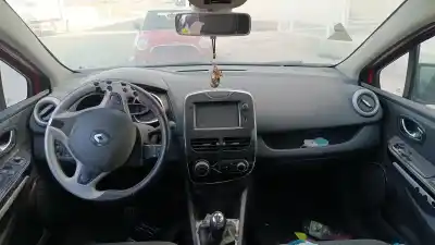 Veicolo di demolizione renault clio iv (bh_) 0.9 tce 90 dell'anno 2001 alimentato h4b 400