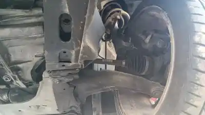 Veicolo di demolizione renault clio iv (bh_) 0.9 tce 90 dell'anno 2001 alimentato h4b 400