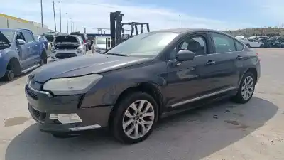 Здавання транспортного засобу citroen c5 berlina exclusive року 2001 потужний 4hldw12c