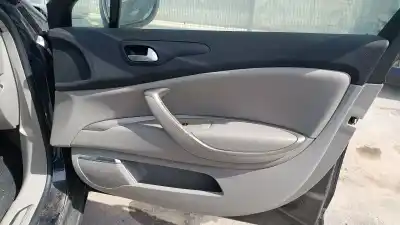 Здавання транспортного засобу citroen c5 berlina exclusive року 2001 потужний 4hldw12c