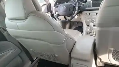 Здавання транспортного засобу citroen c5 berlina exclusive року 2001 потужний 4hldw12c