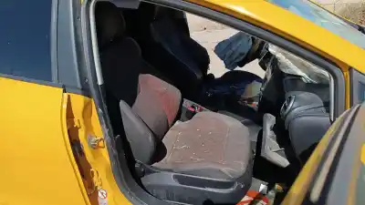 Veículo de Sucata seat leon (1p1) 1.6 do ano 2001 alimentado bse