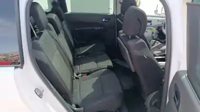 Veículo de Sucata peugeot 5008 premium do ano 2001 alimentado rhe