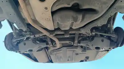 Veículo de Sucata toyota auris hybrid active do ano 2001 alimentado 2zr