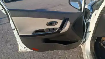 Veículo de Sucata kia ceed (jd) (2012->) 1.4 business [1.4 ltr. - 66 kw crdi cat] do ano 2001 alimentado d4fc