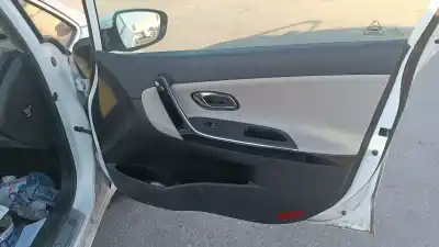 Veículo de Sucata kia ceed (jd) (2012->) 1.4 business [1.4 ltr. - 66 kw crdi cat] do ano 2001 alimentado d4fc