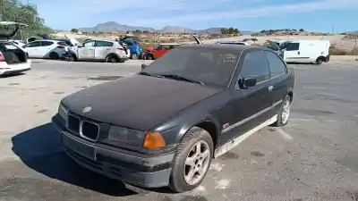 Sloopvoertuig bmw serie 3 berlina (e36) 316i van het jaar 1999 aangedreven 164ea