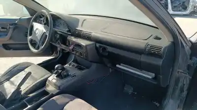 Sloopvoertuig bmw serie 3 berlina (e36) 316i van het jaar 1999 aangedreven 164ea