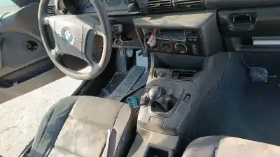 Sloopvoertuig bmw serie 3 berlina (e36) 316i van het jaar 1999 aangedreven 164ea