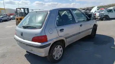 Vehicul casat peugeot 106 (s2) kid al anului 2002 alimentat hfx