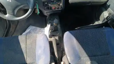 Vehicul casat peugeot 106 (s2) kid al anului 2002 alimentat hfx