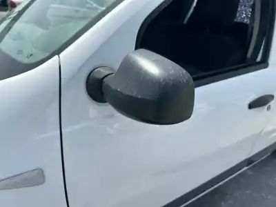 Veículo de Sucata dacia sandero ambiance do ano 2011 alimentado d4f f7