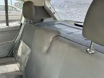 Veículo de Sucata dacia sandero ambiance do ano 2011 alimentado d4f f7