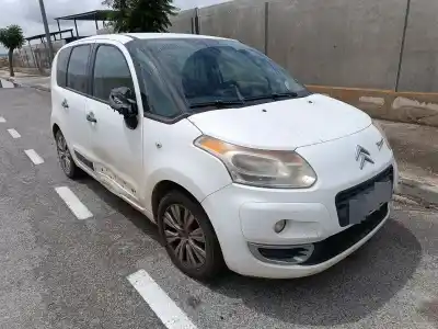 Здавання транспортного засобу CITROEN C3 PICASSO Exclusive року 2001 потужний 9HX