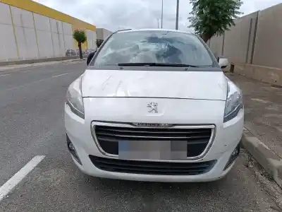 Veicolo di demolizione peugeot 5008 allure dell'anno 2001 alimentato 