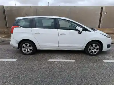 Veicolo di demolizione peugeot 5008 allure dell'anno 2001 alimentato 