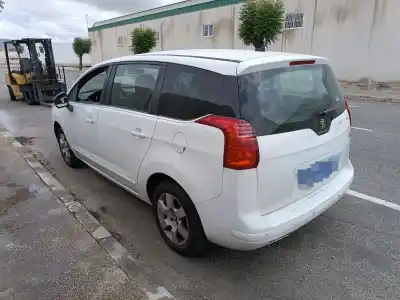 Veicolo di demolizione peugeot 5008 allure dell'anno 2001 alimentato 