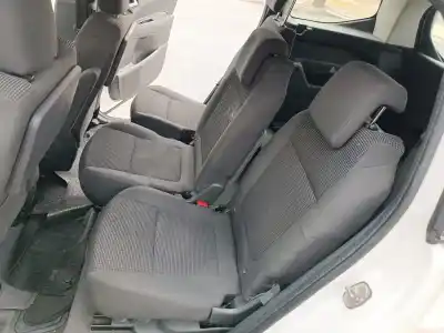 Veicolo di demolizione peugeot 5008 allure dell'anno 2001 alimentato 