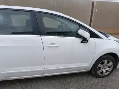 Veicolo di demolizione peugeot 5008 allure dell'anno 2001 alimentato 