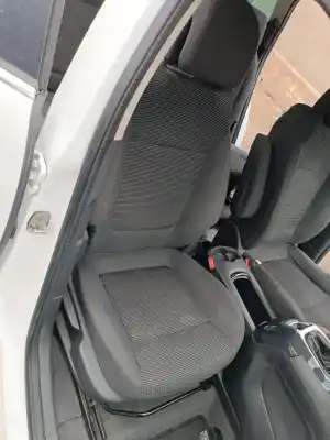 Veicolo di demolizione peugeot 5008 allure dell'anno 2001 alimentato 